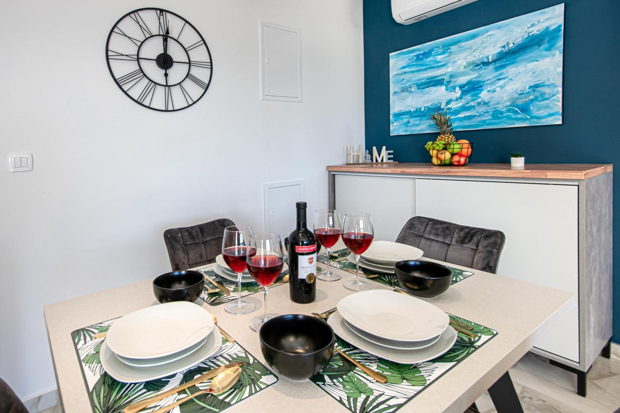 Sunnyside Luxury With Free Parking And Swimming Pool Apartman *