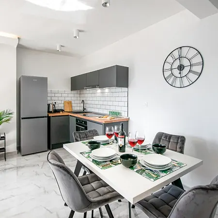 Sunnyside Luxury Suites With Free Parking And Swimming Pool Brela Exterior foto