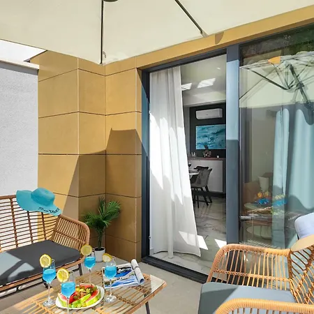 Sunnyside Luxury Suites With Free Parking And Swimming Pool Brela Exterior foto