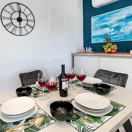 Sunnyside Luxury Suites With Free Parking And Swimming Pool Brela Exterior foto