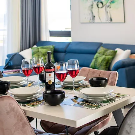 Sunnyside Luxury Suites With Free Parking And Swimming Pool Brela Exterior foto
