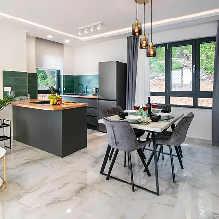 Sunnyside Luxury Suites With Free Parking And Swimming Pool Brela Exterior foto