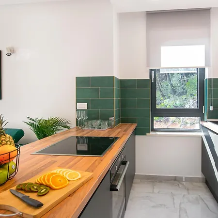 Sunnyside Luxury Suites With Free Parking And Swimming Pool Brela Exterior foto