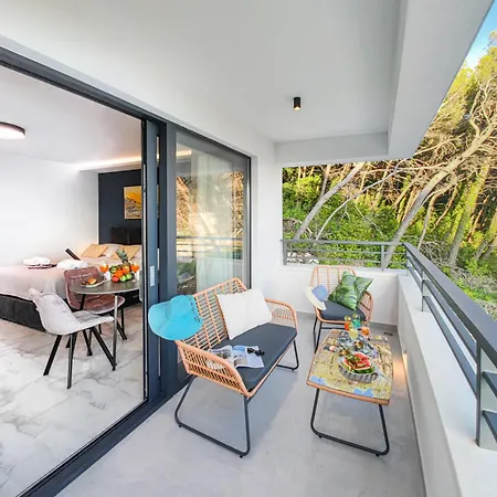 Sunnyside Luxury Suites With Free Parking And Swimming Pool Brela Exterior foto