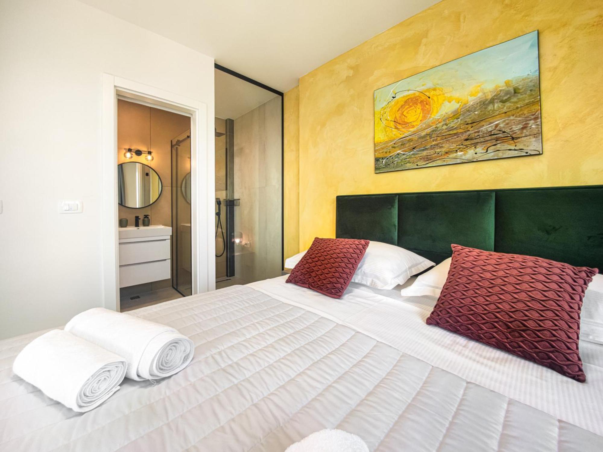 Sunnyside Luxury With Free Parking And Swimming Pool * Brela